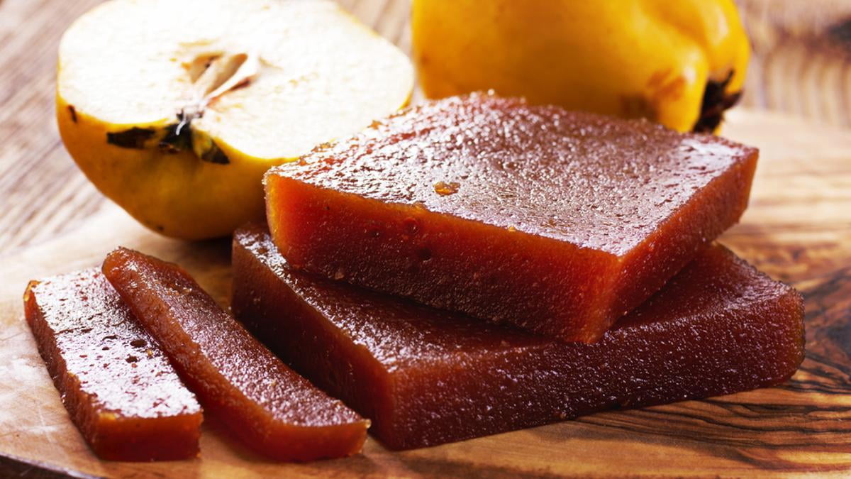 Dulcor Dulce de Membrillo Creamed Sweet Quince (2 Pack of 700g each) - Imported from Argentina