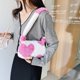 thumbnail image 4 of Bolso de hombro de felpa con estampado de corazón de flores para mujer a la moda (rosa) Tmvgtek Para estrenar, 4 of 9