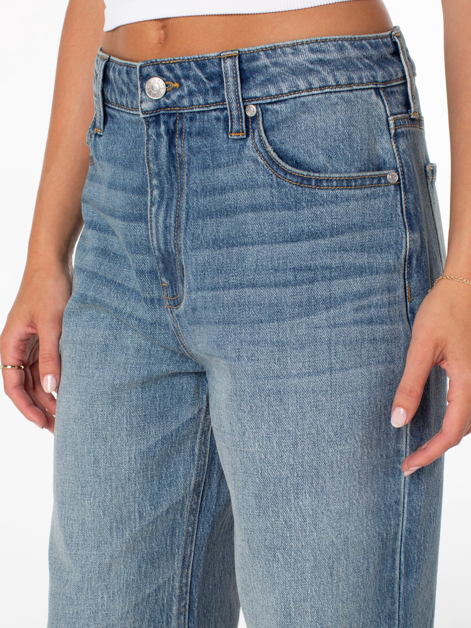 Celebrity Pink Women's and Women's Plus Slouchy Wide Leg Jean, Available in 30", 32", and 34" inseams, Sizes 1-24W