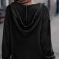 thumbnail image 3 of Blusa con capucha, cuello en V y puños largos de canalé, color negro, talla 2XL, para mujer, estilo casual elegante y chic, 3 of 5