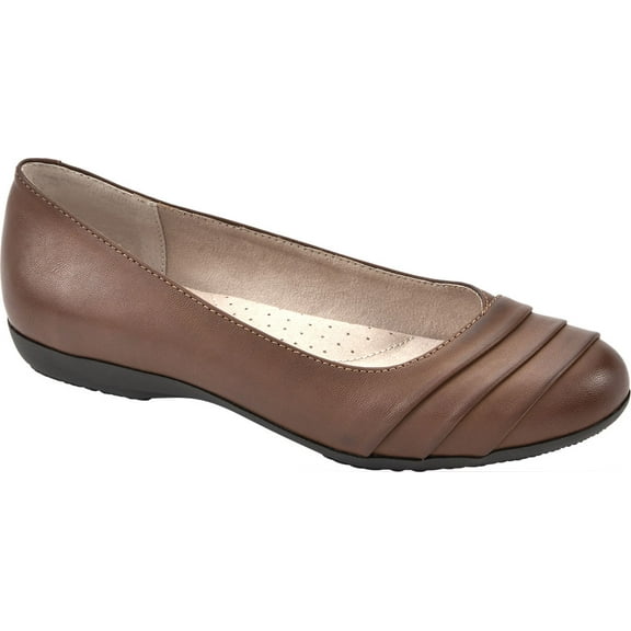 Women's Cliffs by White Mountain Clara Flat Cognac Burnished Smooth Polyurethane 11 W