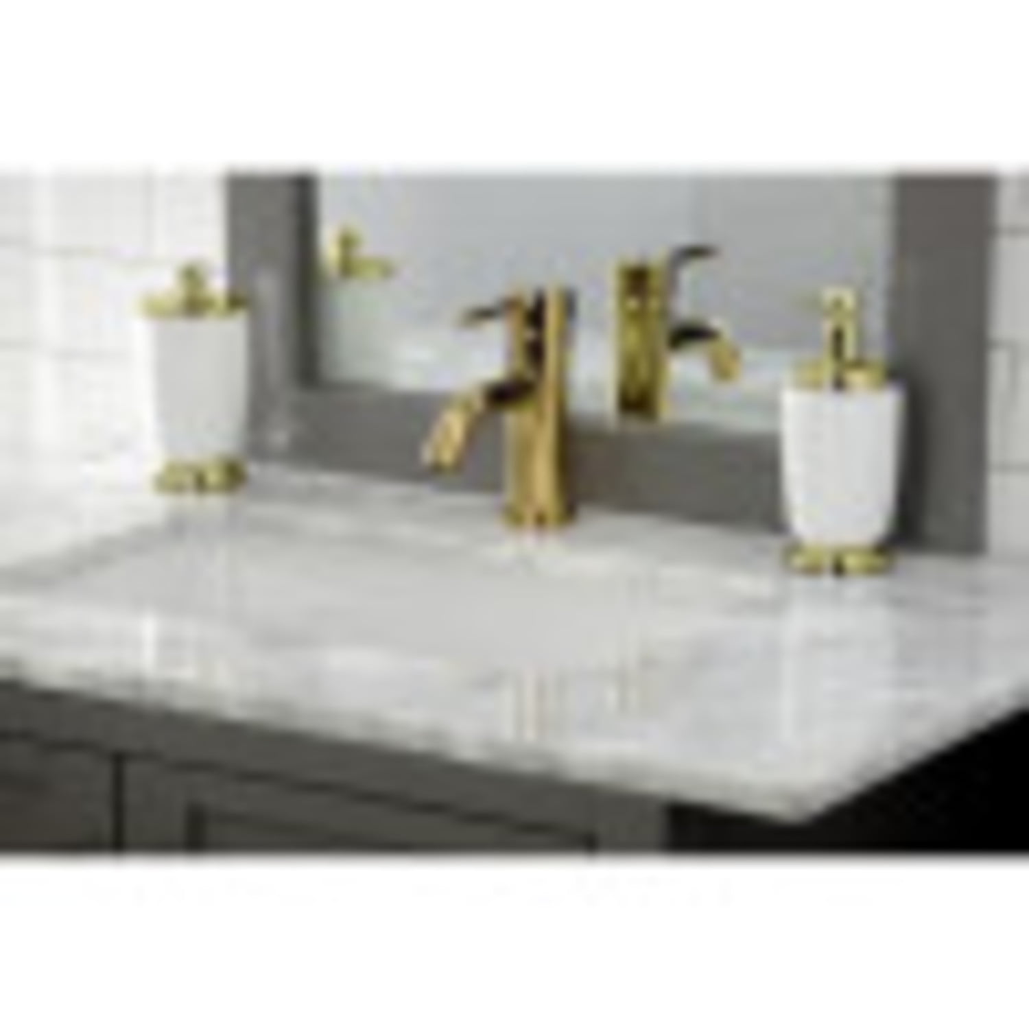 Fauceture LS8222DL Concord Single-Handle Bathroom Faucet with Push Pop-Up, Polished Brass