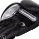 thumbnail image 4 of Guantes de boxeo Venum Giant 3.0 de piel de napa, 10 oz, color negro y plateado, 4 of 4