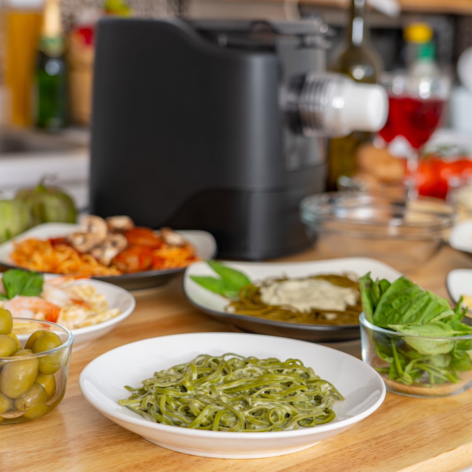 Fresh pasta machine PF25E - Planet Chef Foodservice Equipment