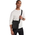 thumbnail image 4 of Bolsa Crossbody Michael Kors Cooper Logo para Hombre Cuero Granulado 100% Cuero, 4 of 4