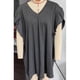 thumbnail image 1 of Blusa de manga corta Nikou blusa de mujer de gran tamaño con mangas de pétalos y cuello en V, 1 of 2