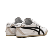 ONITSUKA TIGER MENS Mexico 66 White / Black DL408 0190 from Stadium Goods