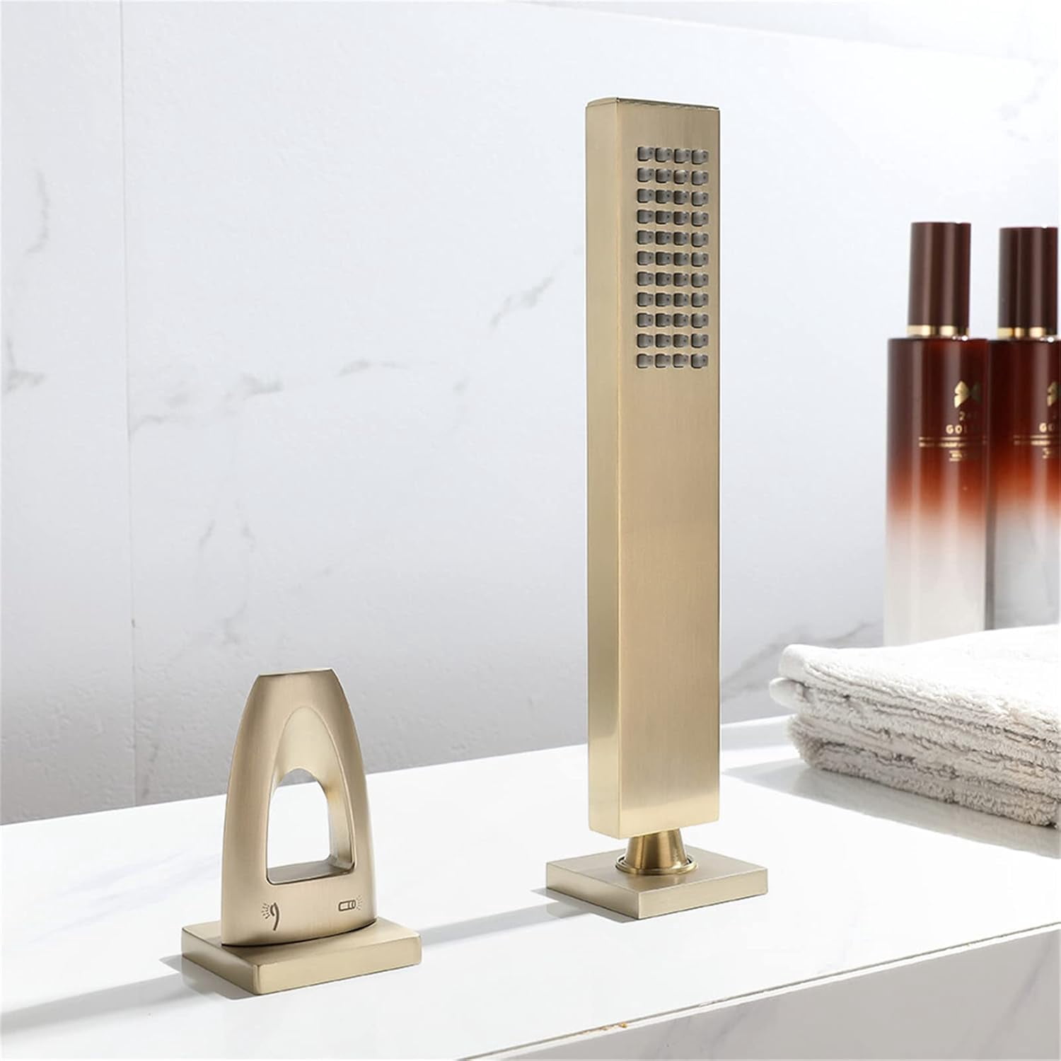 Bathtub Faucet, 5pc Deck Mounted Bath Shower Set Brass Hand Shower Basin Mixer Tap Widespread Tub Sink Faucet