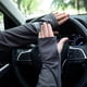 thumbnail image 1 of Guantes de protección para brazos de manga grande sueltos de seda fina con protección solar UV para conducir al aire libre en verano adecuados tanto para hombres como para mujeres, 1 of 5