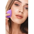 thumbnail image 4 of Esponja de maquillaje Kokie Beauty Cover + Conceal Flawless, 1 unidad, 4 of 4