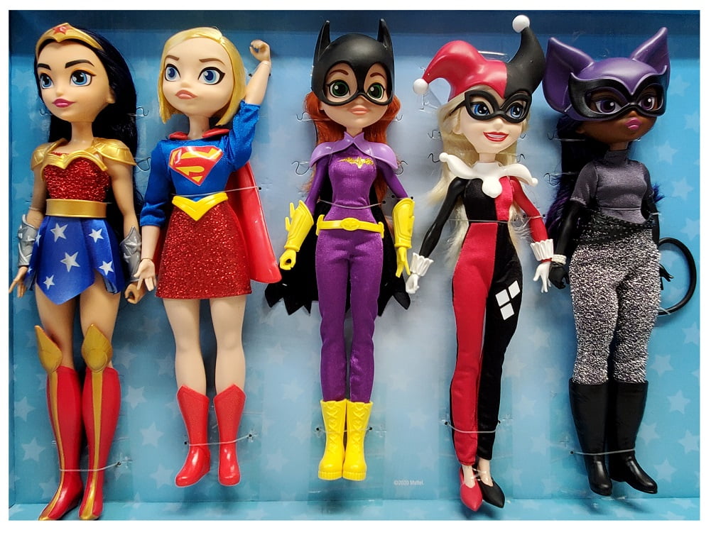 Barbie DC COMICS SUPER HERO 5 pc BAT GIRL,WONDER WOMAN,SUPER GIRL Fashion Pack 