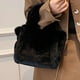 thumbnail image 1 of Bolsa de viaje de felpa moda Otoño Invierno de mano femenino portátil Simple para el trabajo Tmvgtek Para Estrenar, 1 of 7