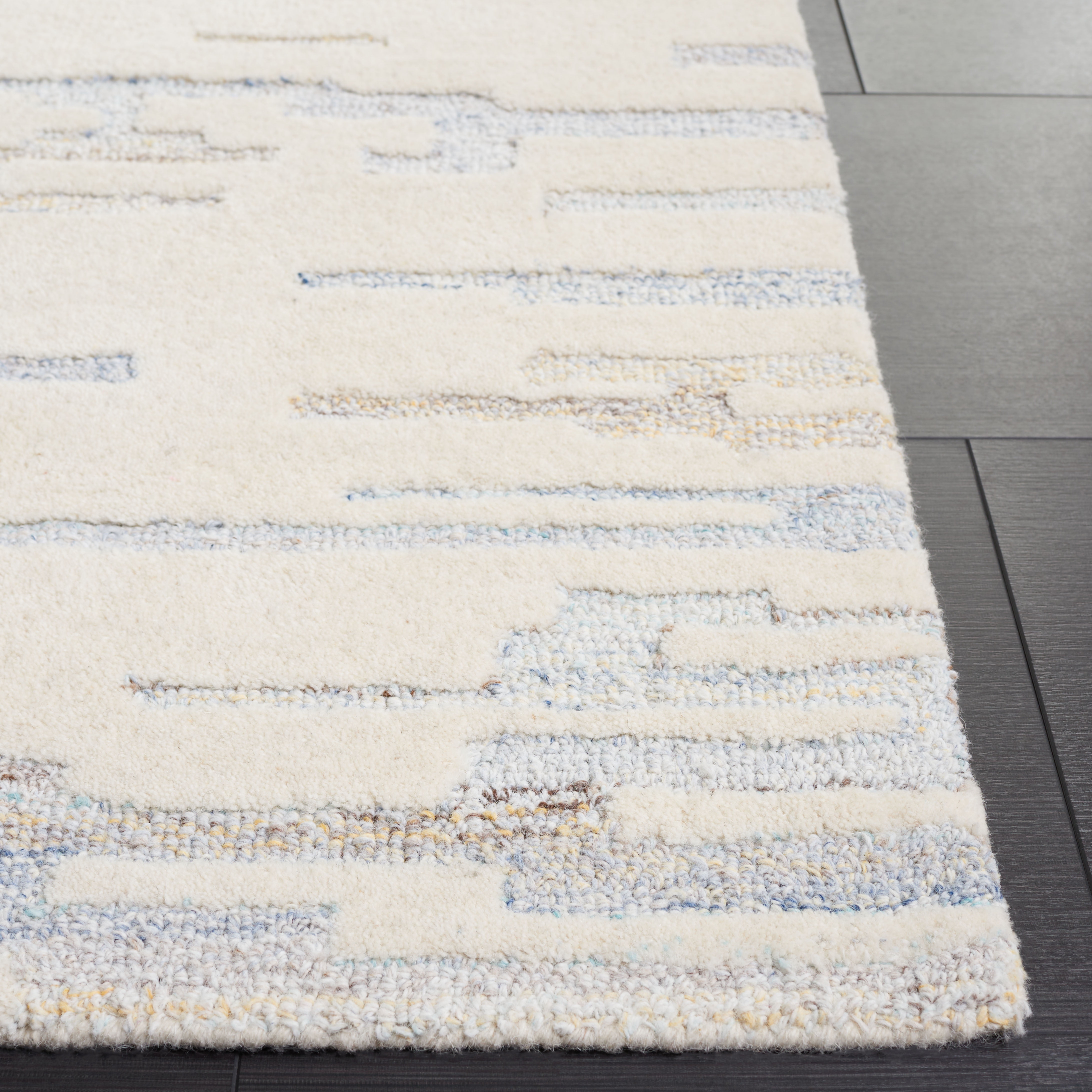 SAFAVIEH Renewal Hayleigh Abstract Runner Rug, Ivory/Light Blue, 2'3" x 8'
