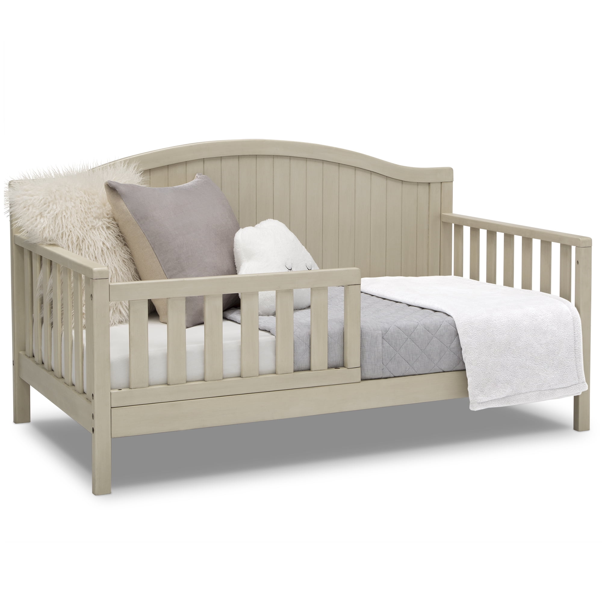 white childs bed