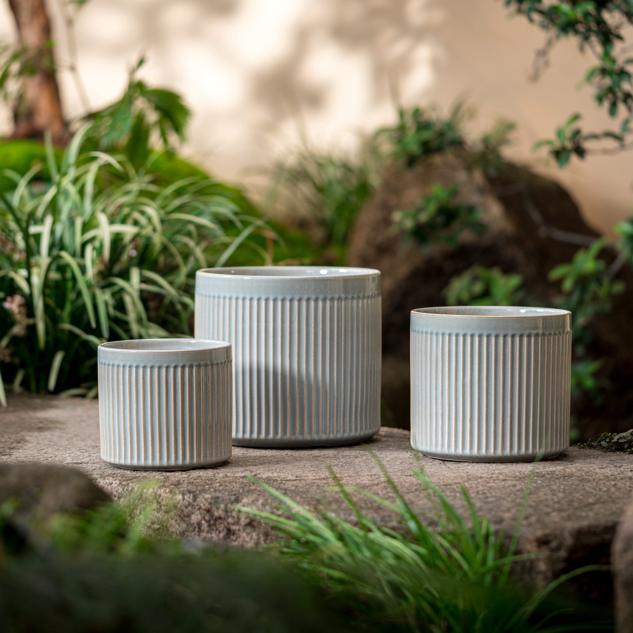 UMIAMOY Modern Cylinder Set of 3 Ceramic Flower Pots,5.7+7.0+8.6 inch Plant Pots with Drainage Holes and Saucer,Indoor Outdoor Planters for Home Patio Garden Decoration