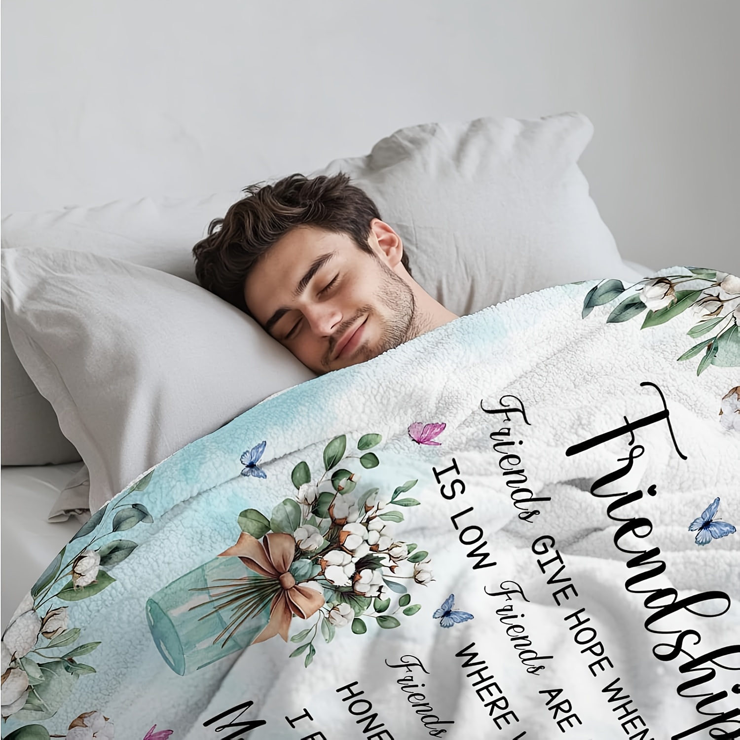 Best Friend Blanket Soft Flannel All Season Gift with Floral & Butterfly Friendship Quotes Lettered "Friendship" Design Women Birthday or Housewarming Present for Soul Sister BFF Gift Idea