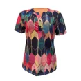 thumbnail image 2 of Camiseta con estampado de rombos coloridos para mujer, Tops sueltos informales coreanos, cuello en V, retales de doble botón, 5XL, 2 of 5