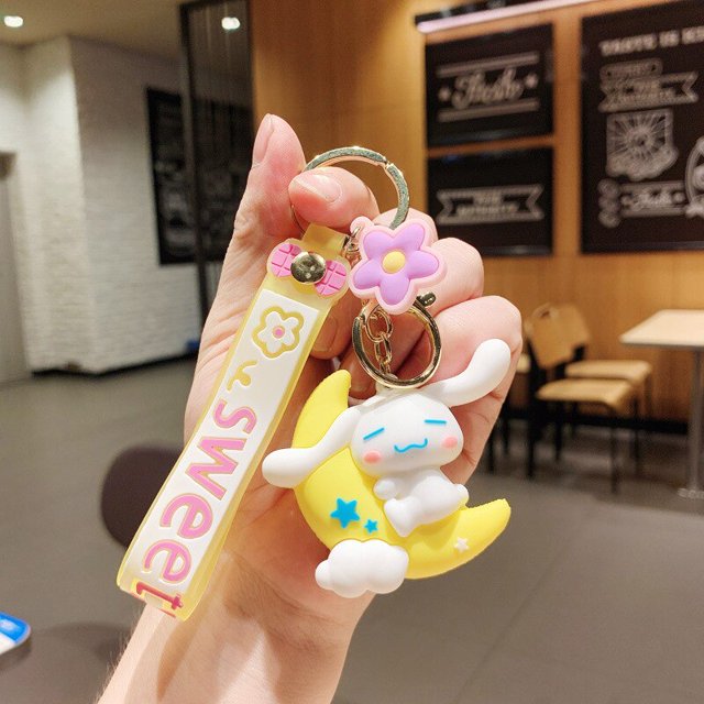 Sanrio Melody Kuromi Hello Kitty Cinnamoroll Moon llavero muñeca colgante adorno bolso de escuela llavero adornos joyería vacaciones YAOSANBAO BAO unisex