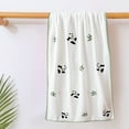 thumbnail image 1 of Toalla de baño bordada Pandas | Toalla grande gruesa de vellón de coral | Poliéster afelpado suave de rápida absorción | Secado rápido | Lindo diseño de panda para adultos y niños | 55,1 x 27,5, 1 of 6