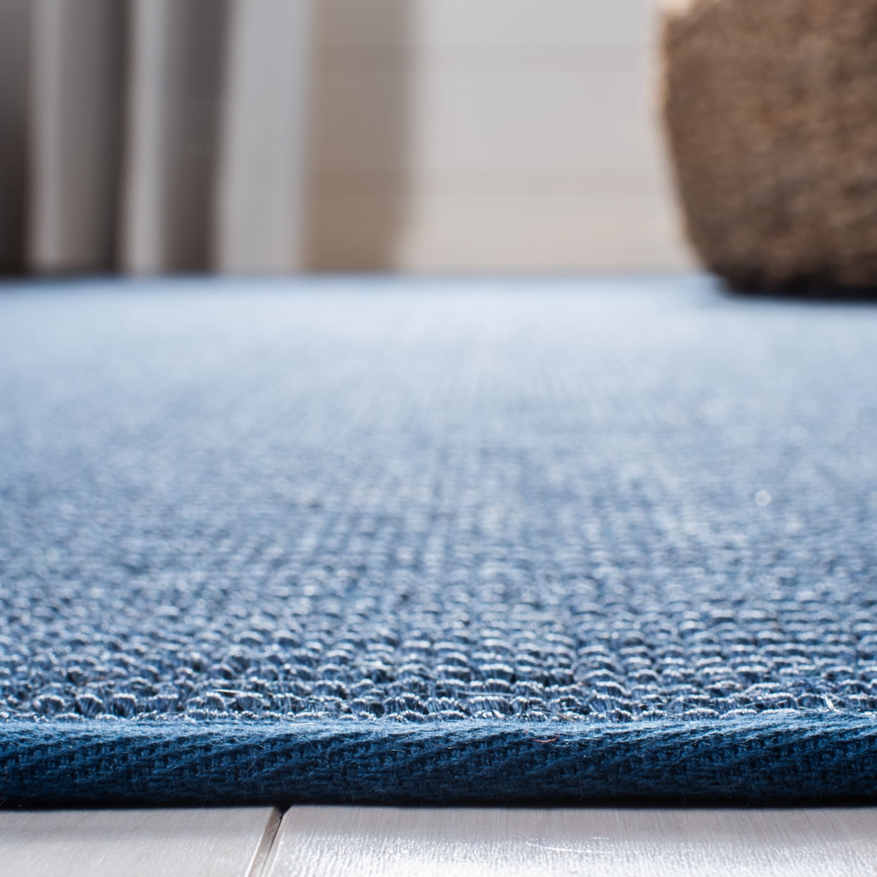 SAFAVIEH Martha Stewart Maximillian Solid Area Rug, Blue, 3' x 5'