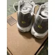 thumbnail image 3 of Ni-k-e Air Max Plus SE Men’s Sz 9.5 Gray And White, 3 of 6