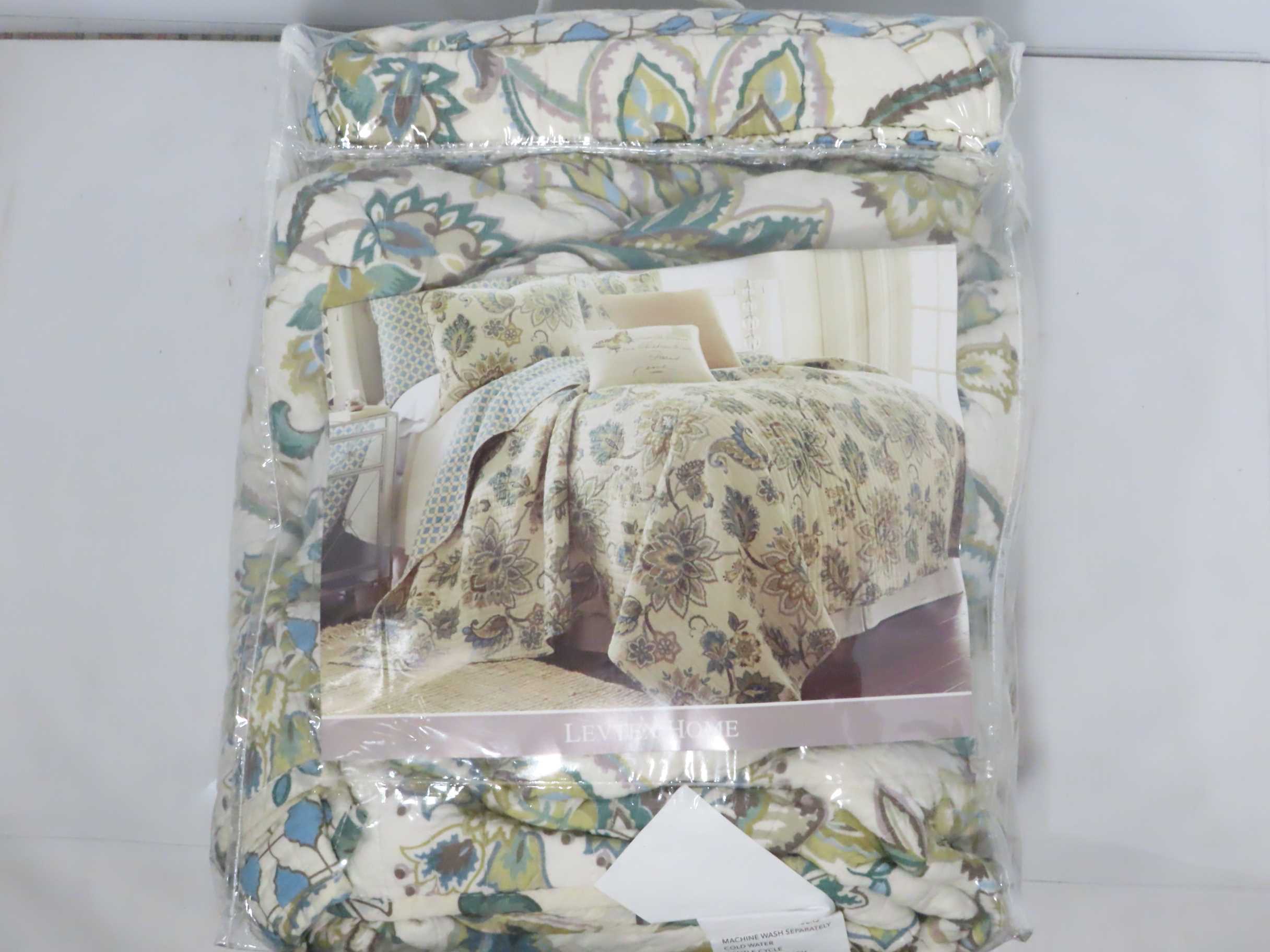 Levtex Palladium Grey King Cotton Quilt Set Cream, Grey, Green/Blue