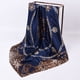 thumbnail image 2 of Bufanda de seda para mujer, imitación de seda, cuadrada, con estampado europeo y americano, cadena de leopardo, chal de satén, 2 of 5