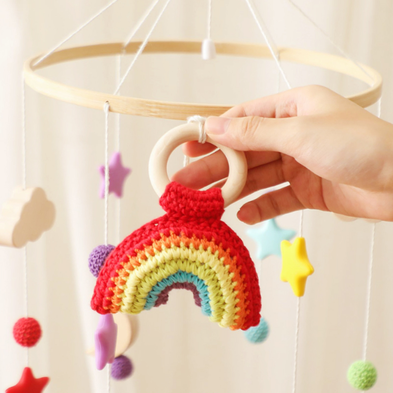 Wooden Baby Crib Bell – Rotating Wind Chime Mobile with Crochet Rainbow & Rocket Pendants, Soothing Hanging Toy for Newborns & Infants