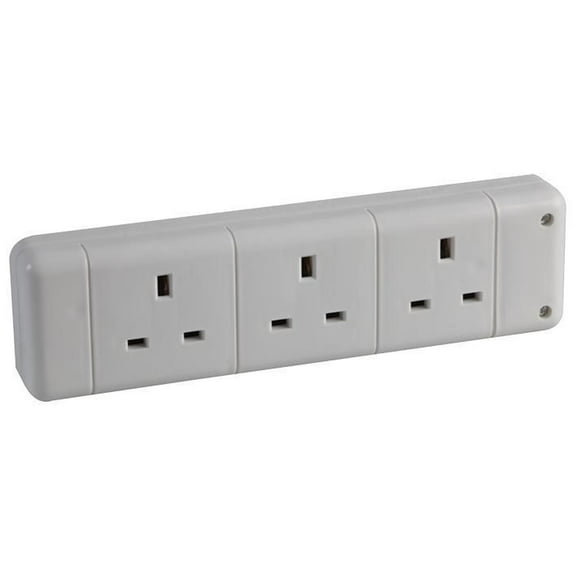 PRO ELEC - 3 Way Extension Socket