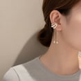 thumbnail image 3 of Arete Ear Cuff Elegante De Aleación Y Perlas Sintéticas, 3 of 4