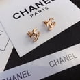 thumbnail image 3 of Pendientes Chanel De Acero De Titanio Con Logotipo Doble CC Joyería Para Mujer, 3 of 3