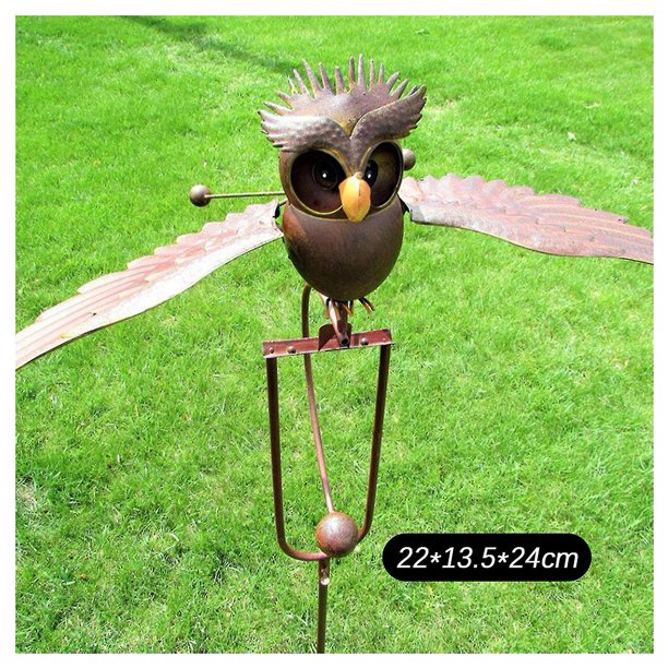 Bonito adorno de jardín enchufable para decoración de exteriores de búho de metal para el patio de la casa