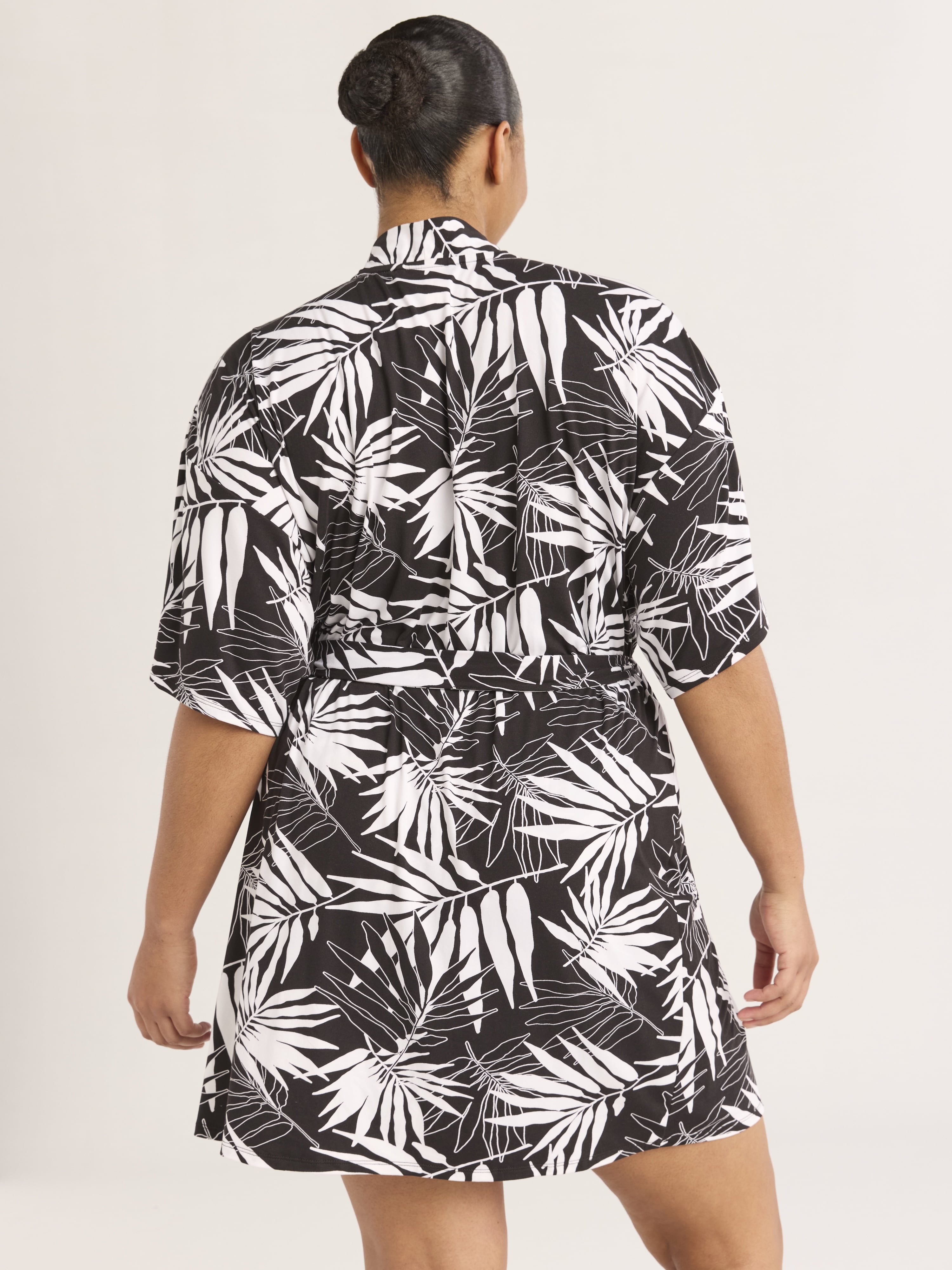 Joyspun Women’s Cami, Shorts, and Robe Travel Pajama Set, 3-Piece, Sizes S-3X