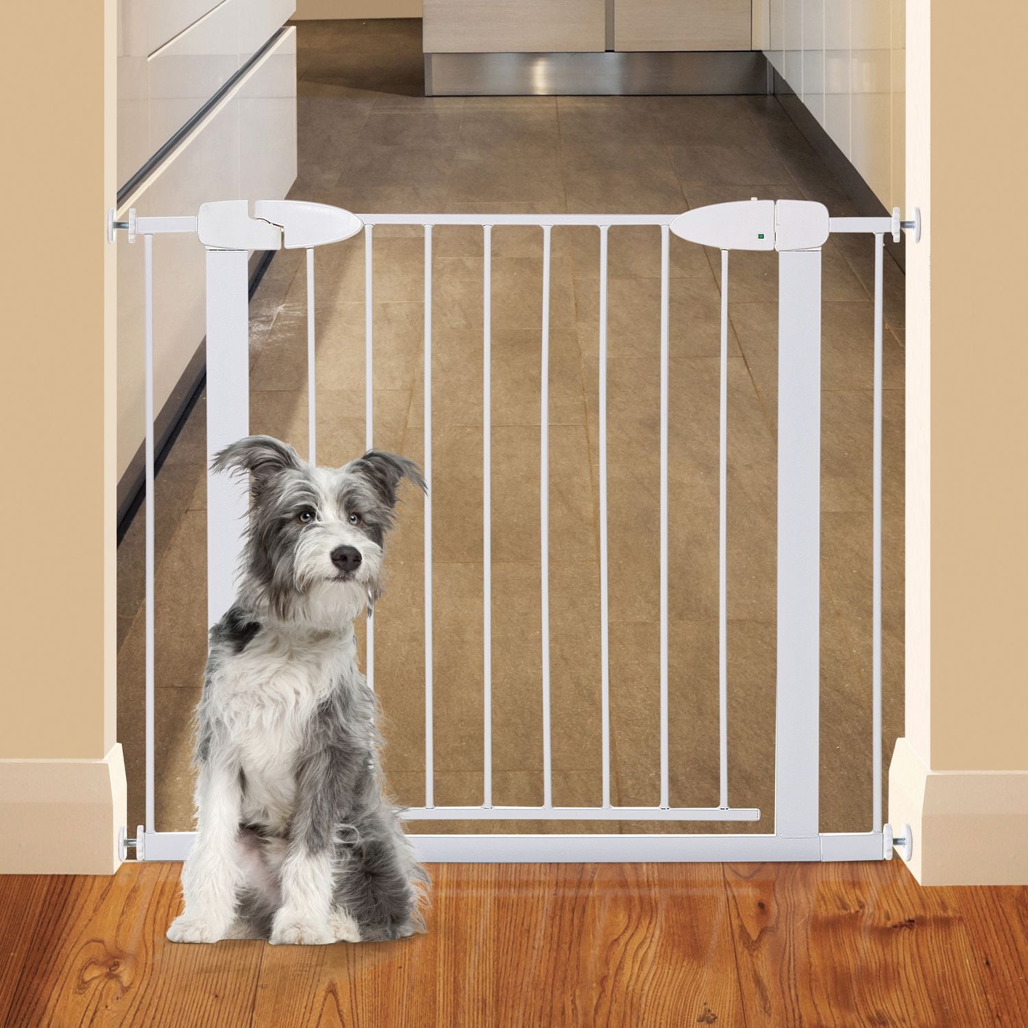 Barrière pour bébé en métal à fermeture automatique Boston de Dreambaby® - blanche