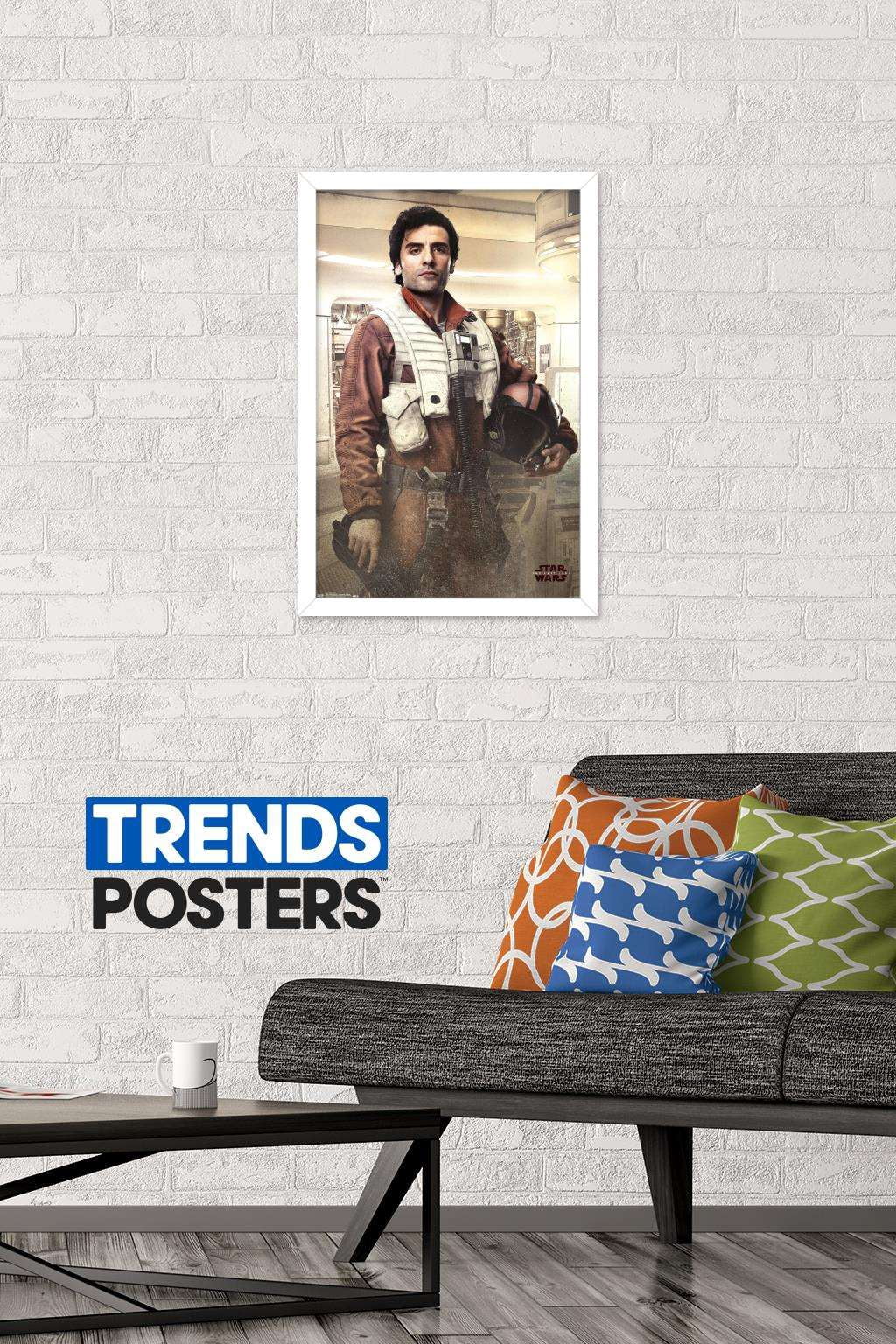 Star Wars: The Last Jedi - Poe Wall Poster, 14.725" x 22.375", Framed