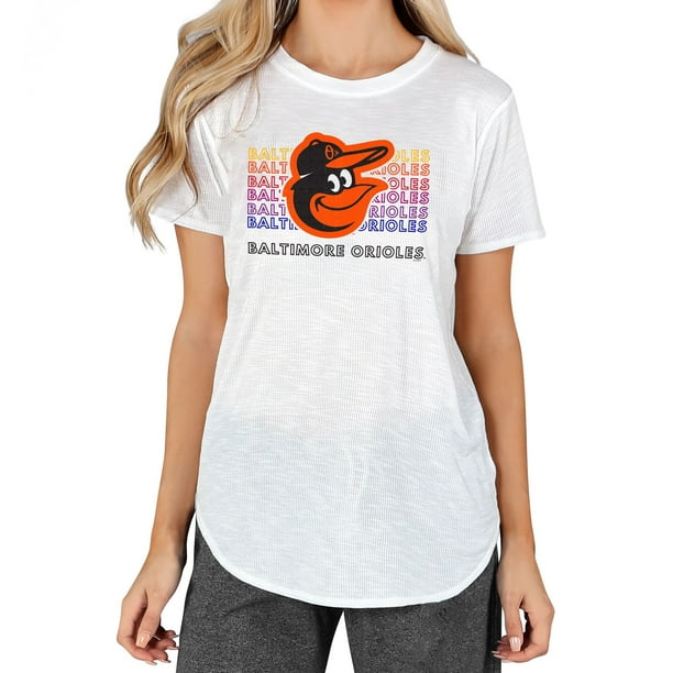 black t shirt and white pants