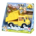 thumbnail image 4 of Vehículo de juguete Bluey camión Volquete con figura articulada Bluey y Bingo, 4 of 7