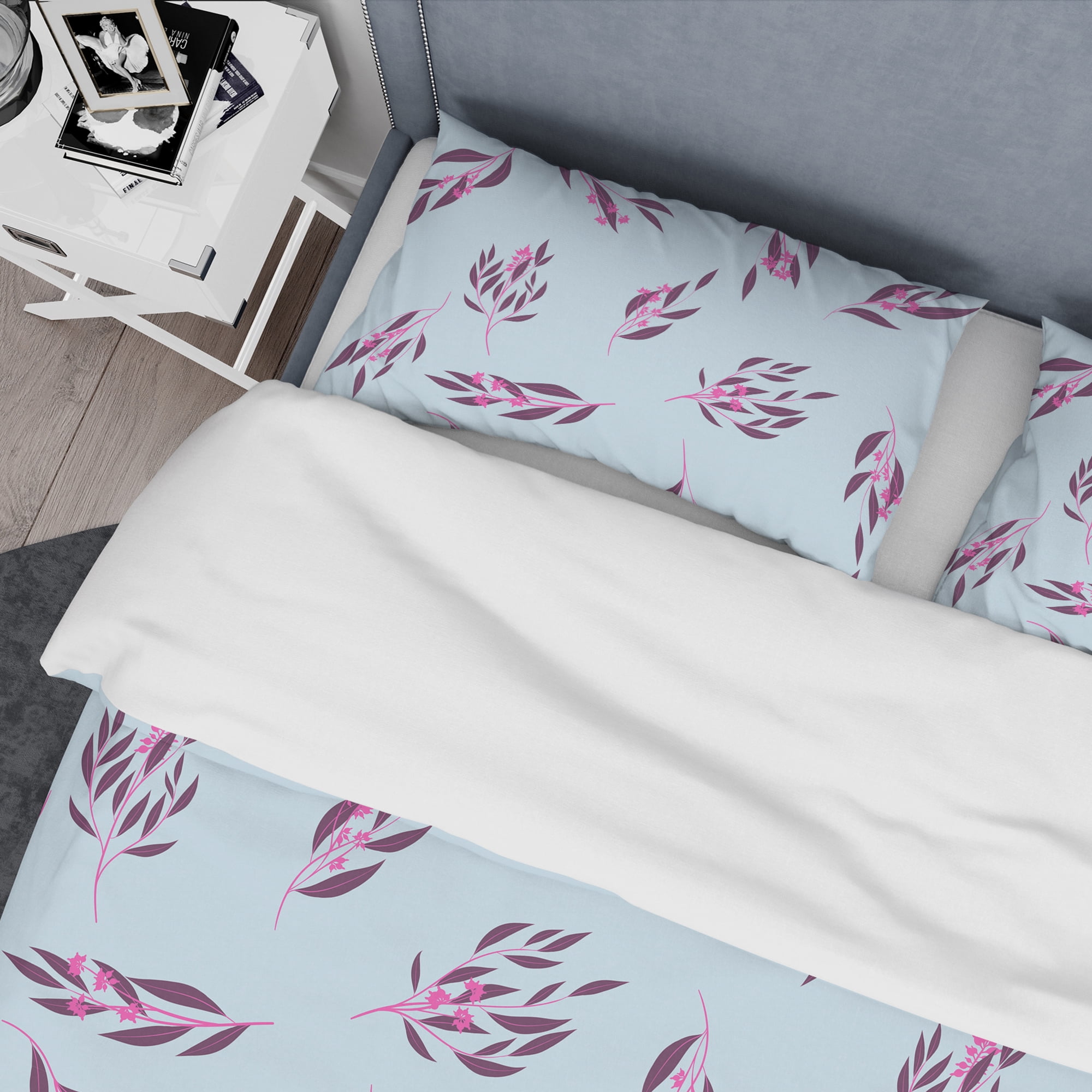 Designart 'Bright Eucalyptus Floral Pattern I' Mid-Century Modern Duvet Cover Set