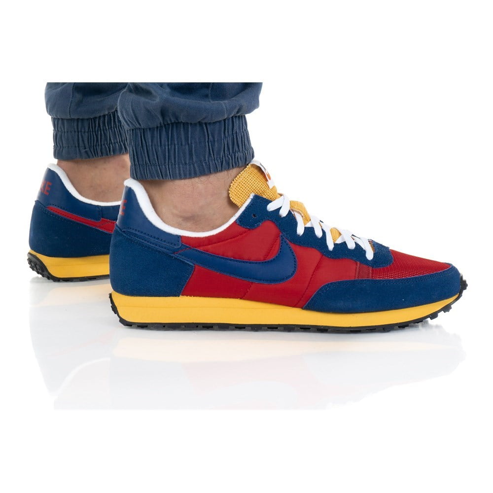 Nike challenger sneakers hotsell