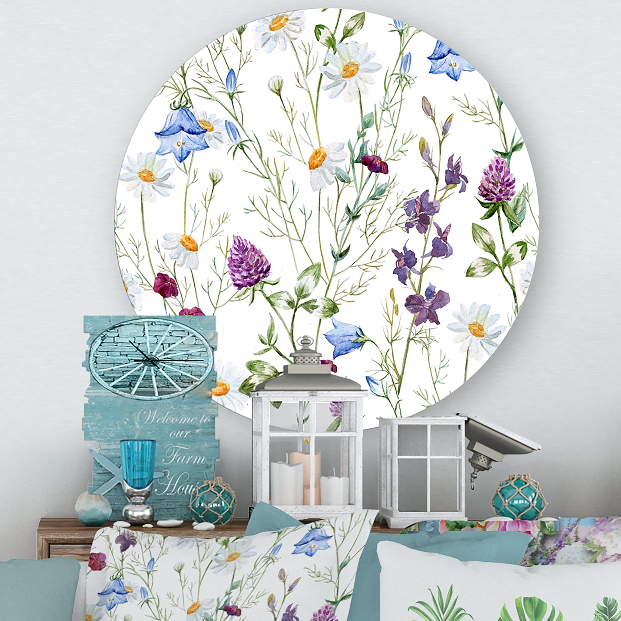 Designart 'Wildflowers Clover Bell and Chamomile I' Traditional Circle Metal Wall Art 11x11 - Disc of 11