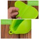 thumbnail image 4 of Irfora 2pcs Mini manoplas de horno Manopla de silicona Guantes de pellizco para cocinar Aislamiento térmico Protector de dedos resistente al calor Guantes de agarre para cocinar Hornear Irfora Protector de dedos, 4 of 7