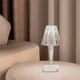 thumbnail image 3 of Lampara De Noche De Cristal 3d Recargable Por Usb Aigostar Estructura Blanco Pantalla Blanco, 3 of 5