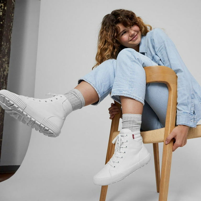 シューズ(女性用) Olivia Levi's® Olivia CVS Women's High Top Sneakers Color: White