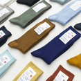 thumbnail image 4 of Calcetines de hombre sin estampados de otoño e invierno, largos, japoneses, retro, Harajuku, con doble aguja, rayas verticales, calcetines de algodón personalizados, calcetines hasta media, 4 of 6