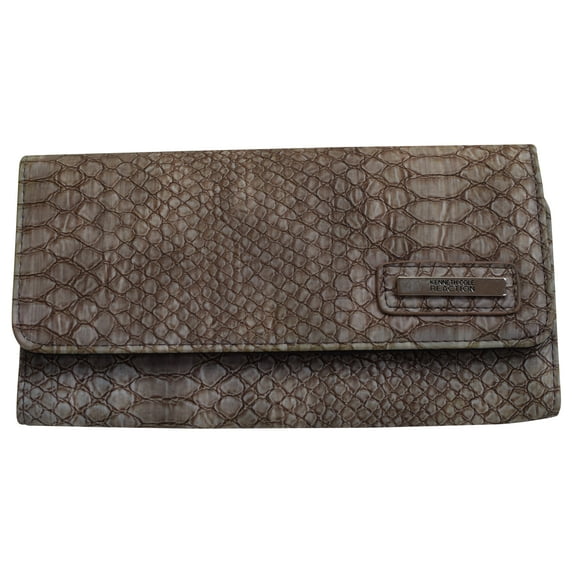 Kenneth Cole Reaction Trifold Plain Snake Clutch"Tri-Ed & True"Womens Wallet