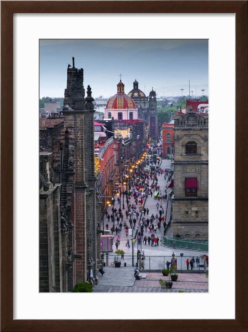 Mexico Mexico City Emiliano Zapata Street Pedestrian Way Dusk