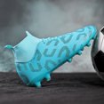 thumbnail image 4 of Zapatos de fútbol profesionales Unisex, botas de fútbol con pinchos largos hasta el tobillo, gran oferta, antideslizantes para interiores de alta calidad, 4 of 5