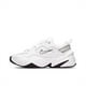 thumbnail image 1 of Zapatillas clásicas M2K Tekno blancas de platino puro, unisex, cómodas, de suela gruesa, estilo retro, informales, de caña baja, 1 of 4