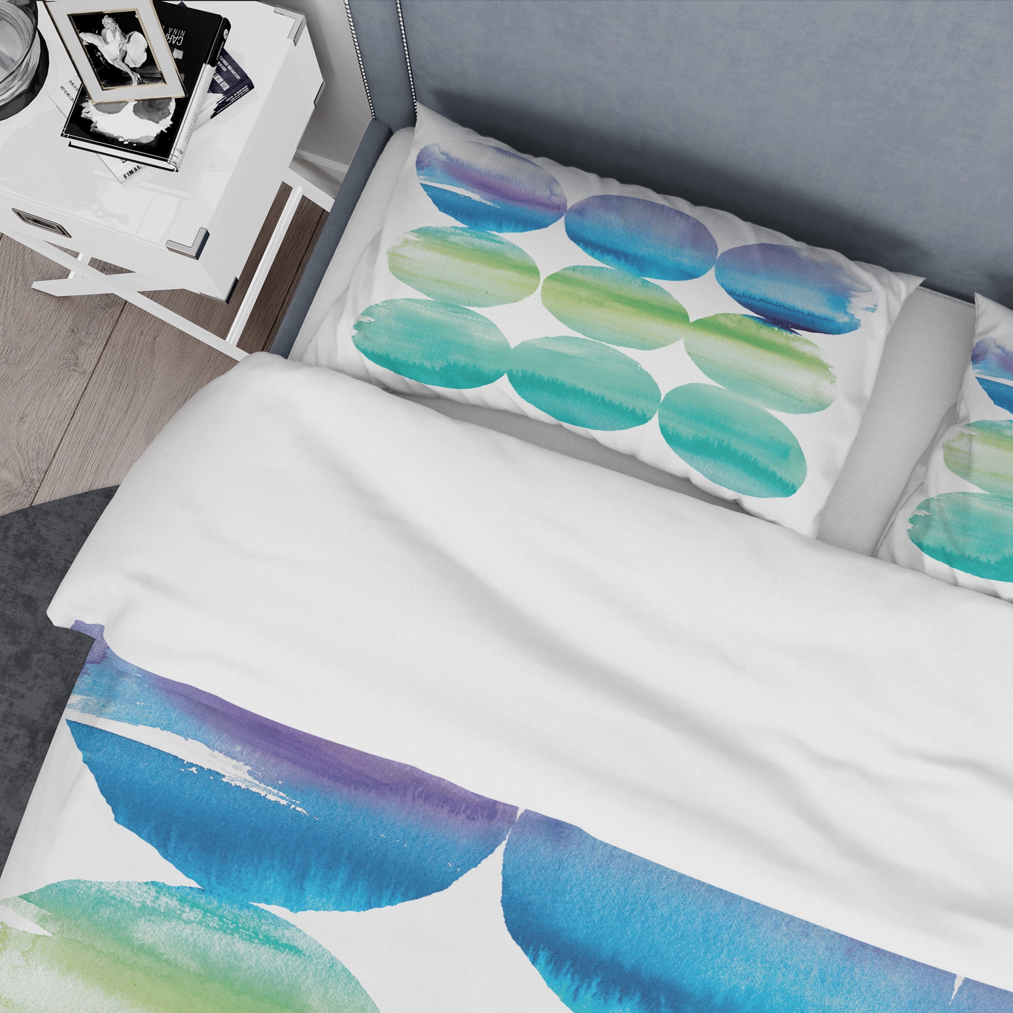 Designart 'Circle Abstract Blue Colorfields III' Geometric Duvet Cover Set