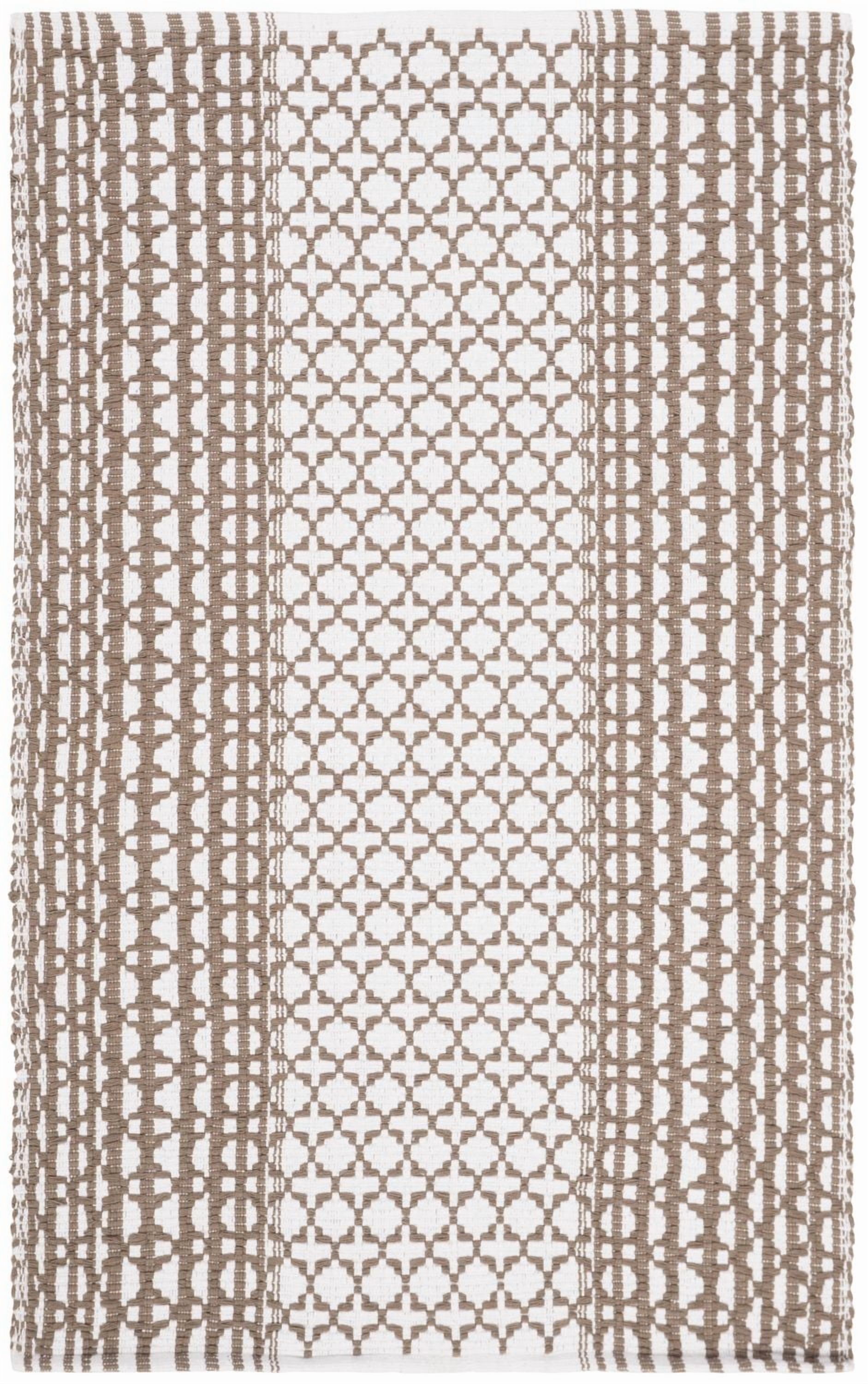 Safavieh Montauk Cara Geometric Area Rug